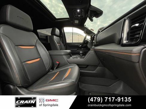 Used 2025 GMC Sierra 1500 AT4 w/ AT4 Premium Package AWD/4WD image 29