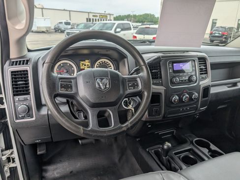 Used 2014 RAM 2500 Tradesman w/ Power & Remote Entry Group image 15