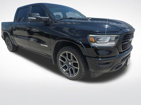 Used 2019 RAM 1500 Laramie AWD/4WD image 10