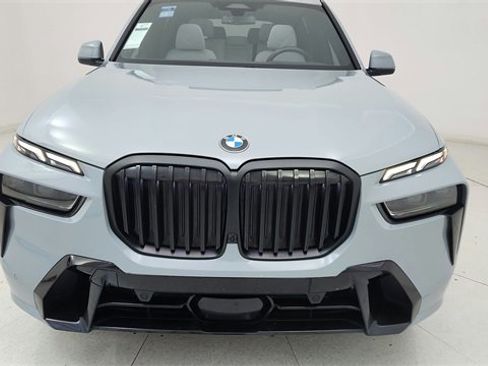 Used 2026 BMW X7 xDrive40i image 29