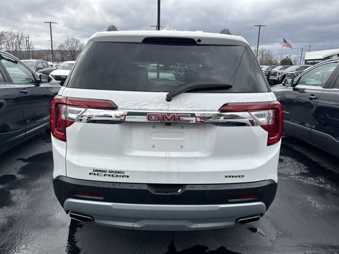 Used 2023 GMC Acadia SLE w/ Driver Convenience Package image 40