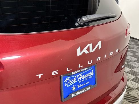 Used 2024 Kia Telluride S w/ S Sunroof Package image 25