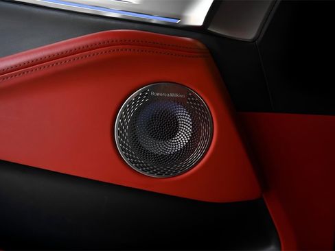 Used 2023 BMW XM image 15