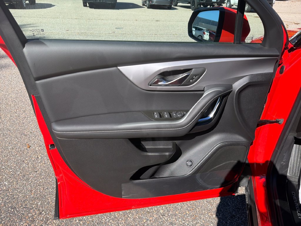 New 2026 Chevrolet Blazer LT AWD/4WD image 11