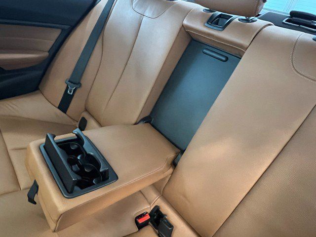 Used 2013 BMW 328i Sedan RWD image 30
