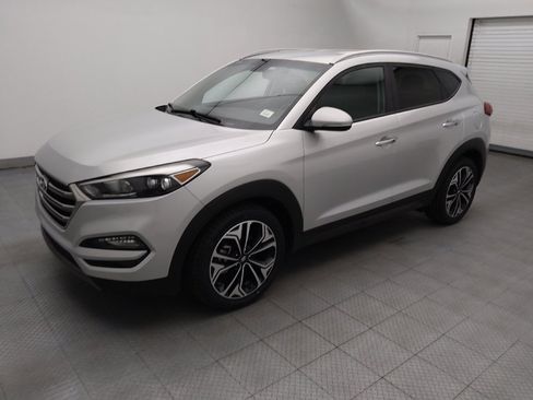 Used 2016 Hyundai Tucson Limited FWD image 2