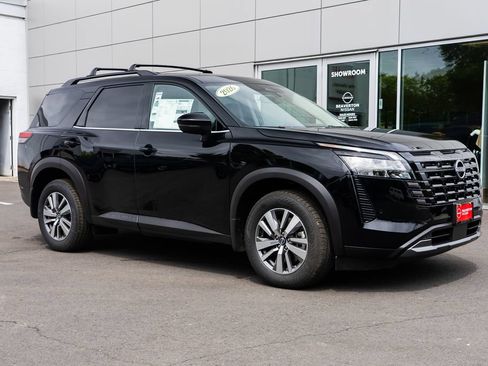 New 2026 Nissan Pathfinder SL AWD/4WD image 1