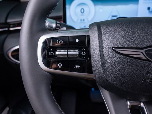 New 2026 Genesis GV70 2.5T Advanced image 21