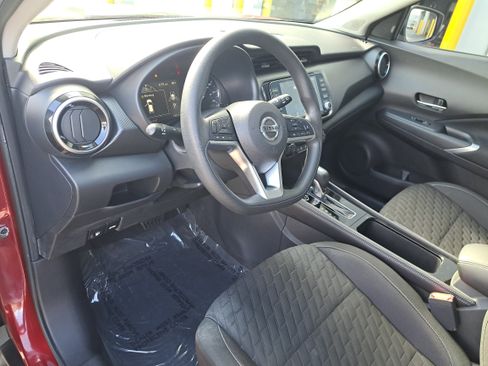 Certified 2021 Nissan Kicks SV FWD image 13