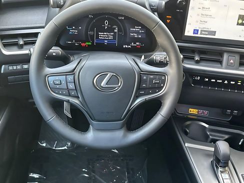 New 2026 Lexus UX 300h AWD image 25