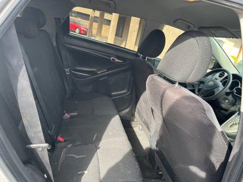 Used 2010 Toyota Matrix image 15