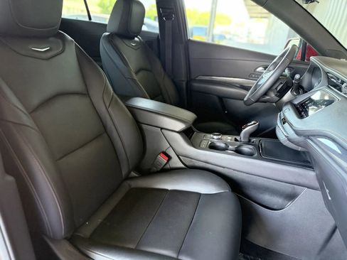 Used 2022 Cadillac XT4 Sport image 17