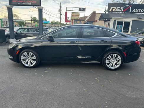 Used 2015 Chrysler 200 Limited image 3