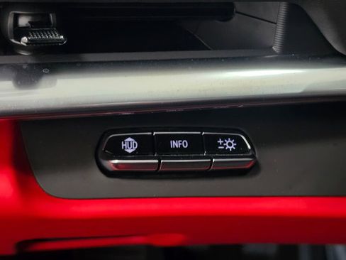 Used 2024 Chevrolet Corvette Stingray Premium Conv image 35