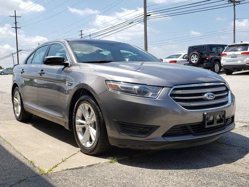 Used 2014 Ford Taurus SEL w/ Equipment Group 201A FWD image 8