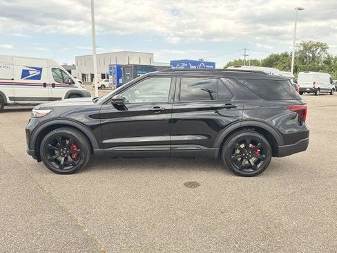 Certified 2023 Ford Explorer ST w/ Equipment Group 401A AWD/4WD image 5