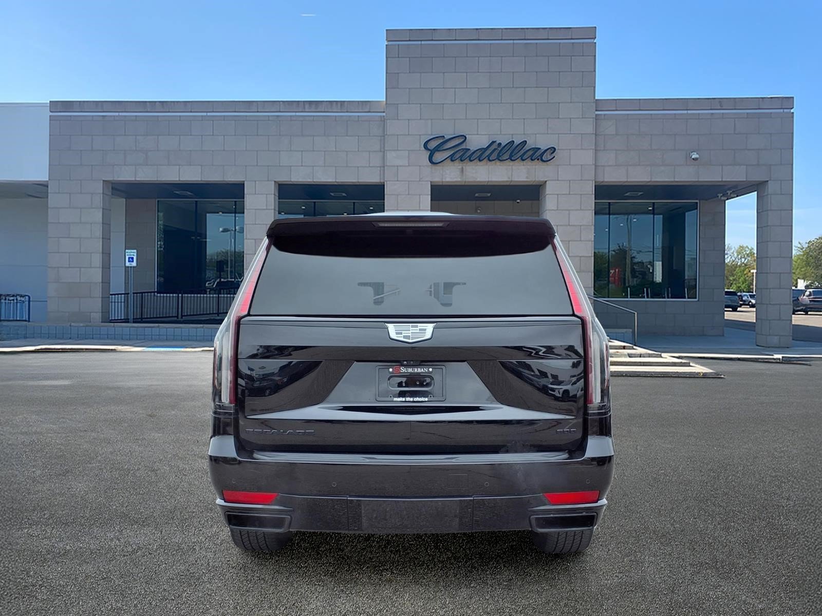Certified 2023 Cadillac Escalade Sport Platinum w/ LPO, ONYX Package AWD/4WD image 6