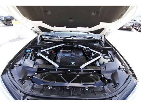 Used 2019 BMW X7 xDrive40i w/ Premium Package image 34