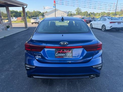 Used 2020 Kia Forte LXS FWD image 5