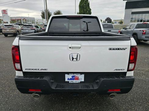 Used 2023 Honda Ridgeline RTL-E image 4