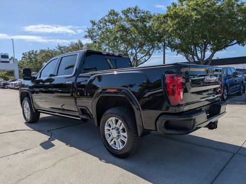 Used 2023 GMC Sierra 2500 Denali w/ Denali Ultimate Package AWD/4WD image 6