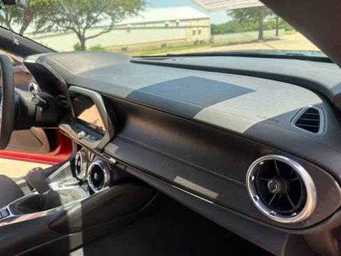 Used 2018 Chevrolet Camaro SS RWD image 24