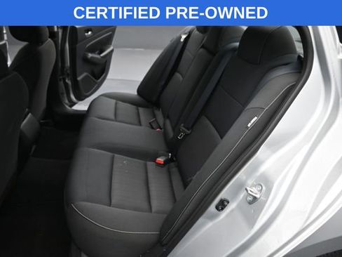 Used 2022 Nissan Altima 2.5 S FWD image 11