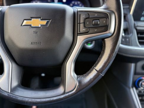 Used 2023 Chevrolet Suburban Premier RWD image 25