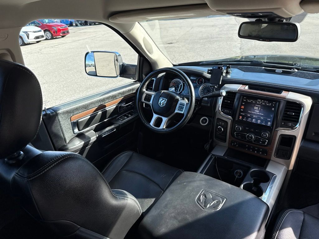 Used 2014 RAM 3500 Laramie AWD/4WD image 45