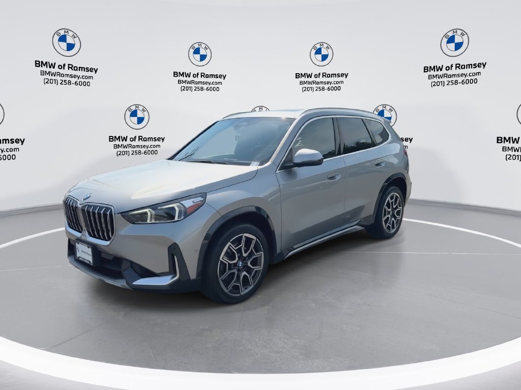 Used 2023 BMW X1 xDrive28i w/ Convenience Package AWD/4WD image 4