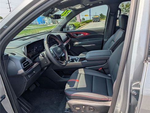 New 2026 Chevrolet Traverse RS AWD/4WD image 14