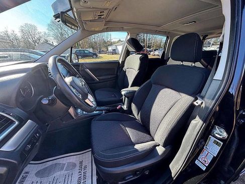 Used 2018 Subaru Forester 2.5i Premium w/ All-Weather Package image 12