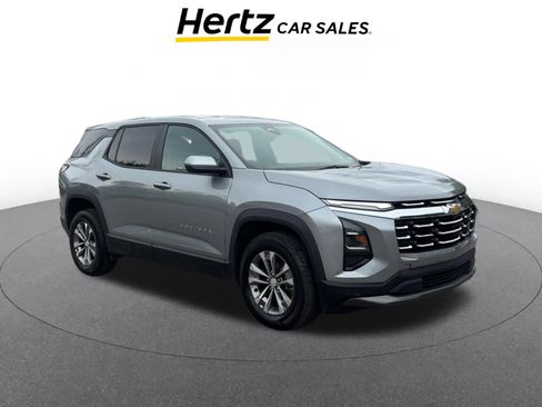 Used 2025 Chevrolet Equinox LT AWD/4WD image 1