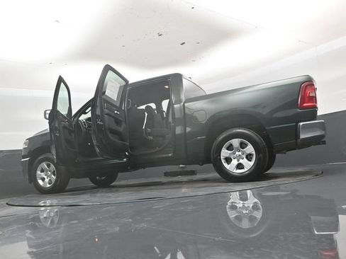 New 2026 RAM 1500 4x4 Crew Cab image 54