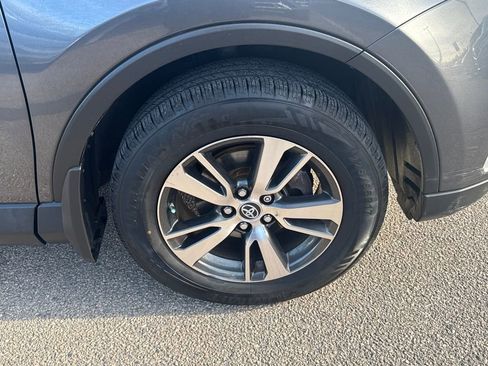 Used 2018 Toyota RAV4 XLE image 43