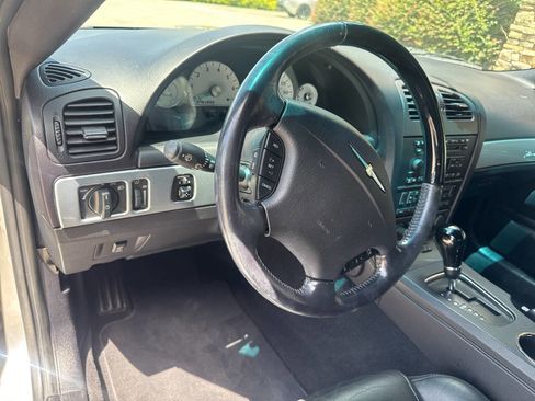 Used 2004 Ford Thunderbird Deluxe image 16