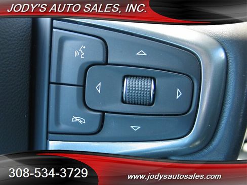 Used 2022 Chevrolet Silverado 2500 LTZ w/ LTZ Premium Package AWD/4WD image 12