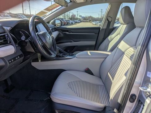 Used 2023 Toyota Camry SE image 25
