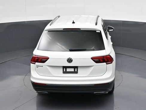 Used 2020 Volkswagen Tiguan SE image 21