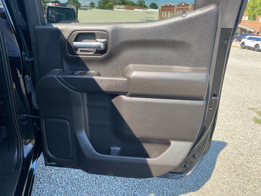 Used 2022 Chevrolet Silverado 1500 Custom RWD image 19
