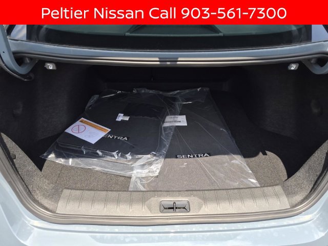 New 2026 Nissan Sentra SR w/ SR Premium Package FWD image 7