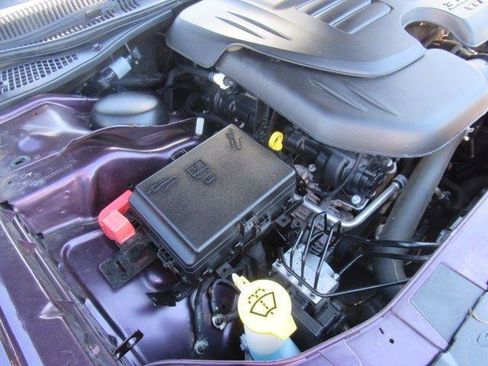 Used 2021 Dodge Challenger SXT w/ Driver Convenience Group RWD image 26