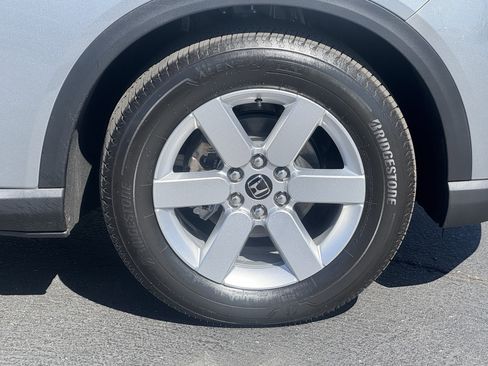 Used 2025 Honda Prologue EX image 12