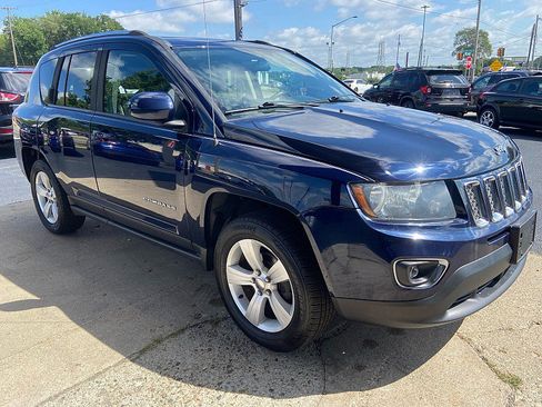 Used 2015 Jeep Compass High Altitude FWD image 7