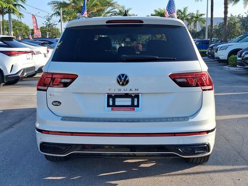 Used 2024 Volkswagen Tiguan SE R-Line FWD image 5
