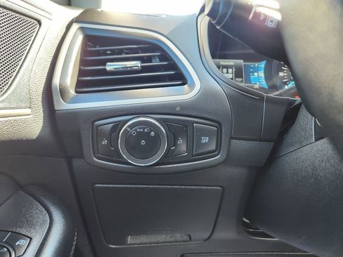 Used 2024 Ford Edge SEL AWD/4WD image 22