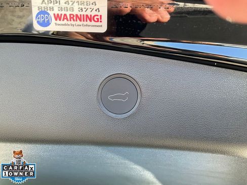 Used 2023 Tesla Model 3 Standard Range image 11