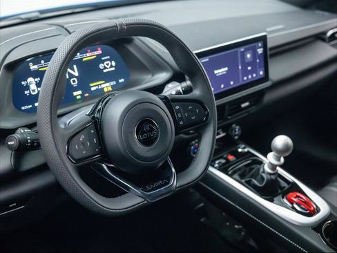 Used 2025 Lotus Emira RWD image 28