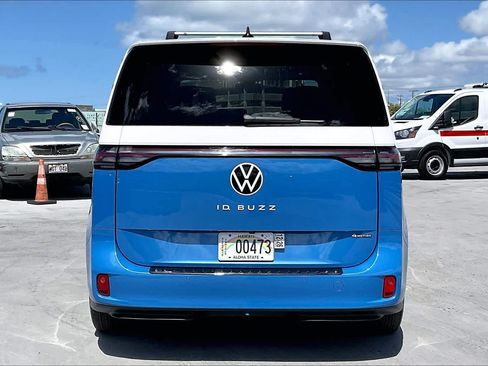 Used 2025 Volkswagen ID. Buzz 1st Edition AWD/4WD image 5