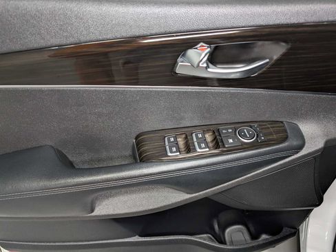 Used 2020 Kia Sorento EX AWD/4WD image 39